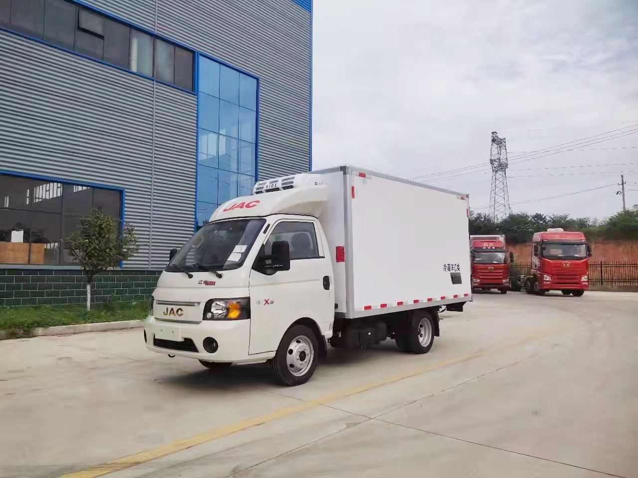 國六江淮康玲X5 3.5米汽油冷藏車